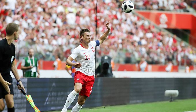 Na zdjęciu reprezentant Polski Łukasz Piszczek podczas meczu ze Słowenią.